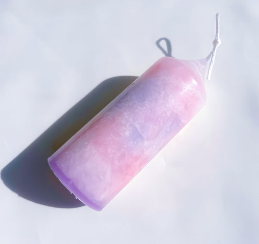 Ebru Pillar Candle - Pink/Red